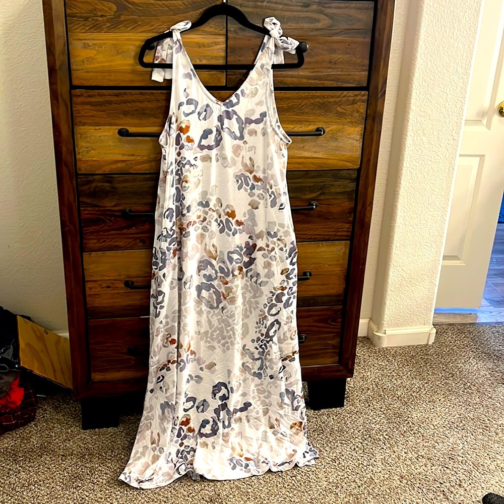 Flowy summer dress with pockets!